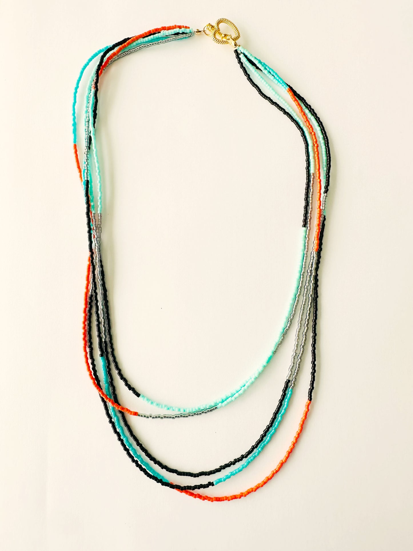 COLLAR ONDAS DE COLOR
