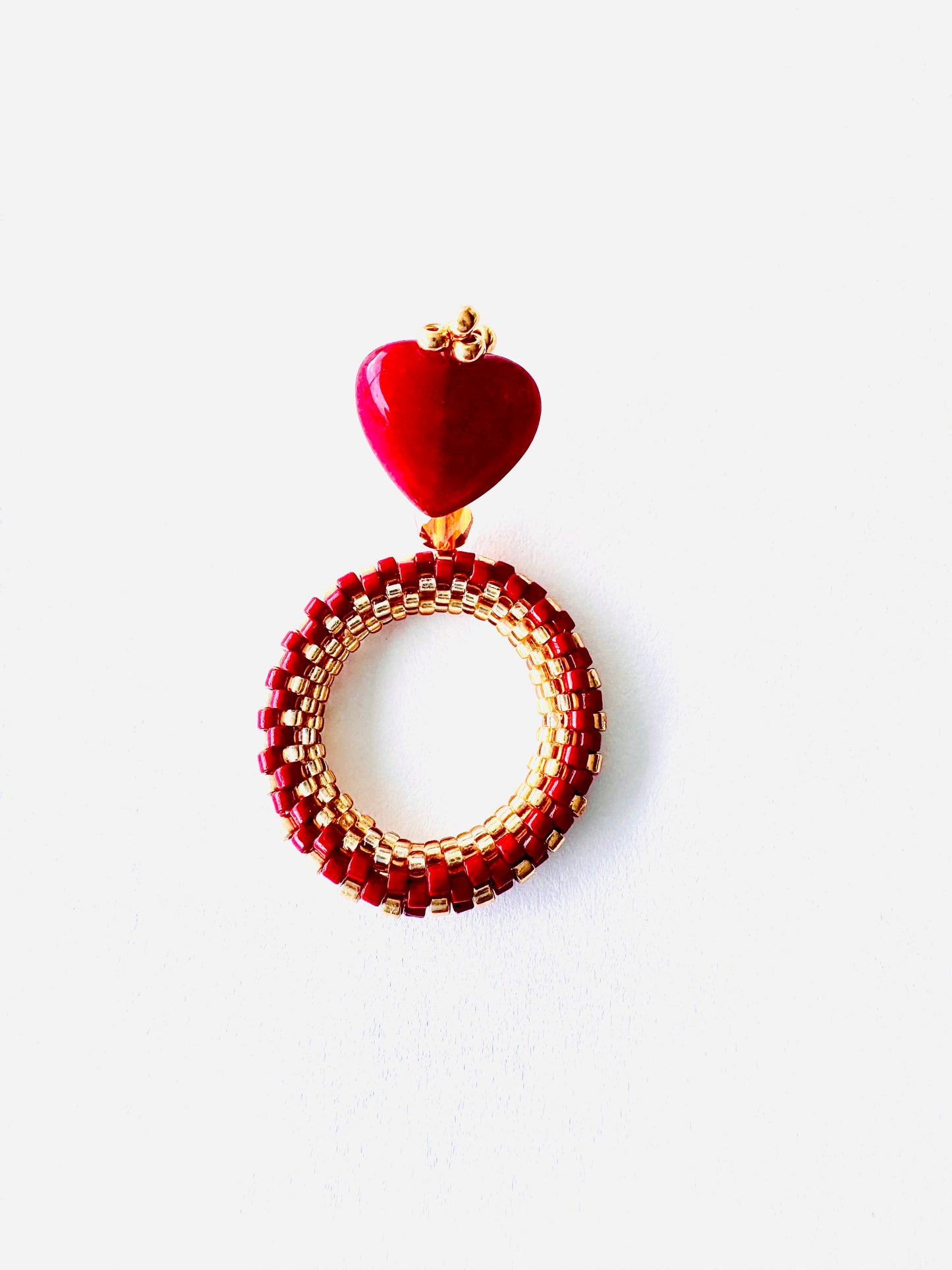 Arete fuego de corazones