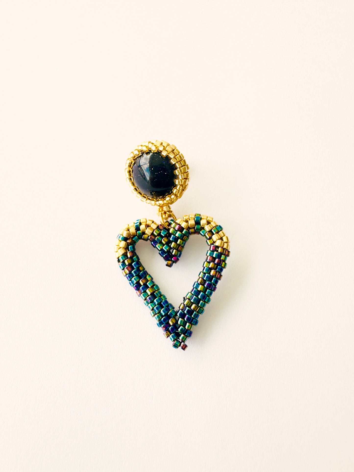 ARETES CORAZON BRILLO NOCTURNO