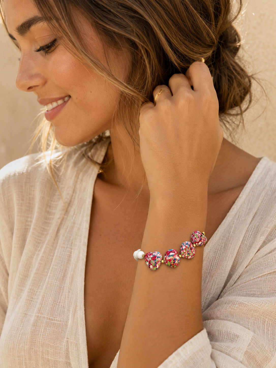 PULSERA CORAZONES CONFETTI