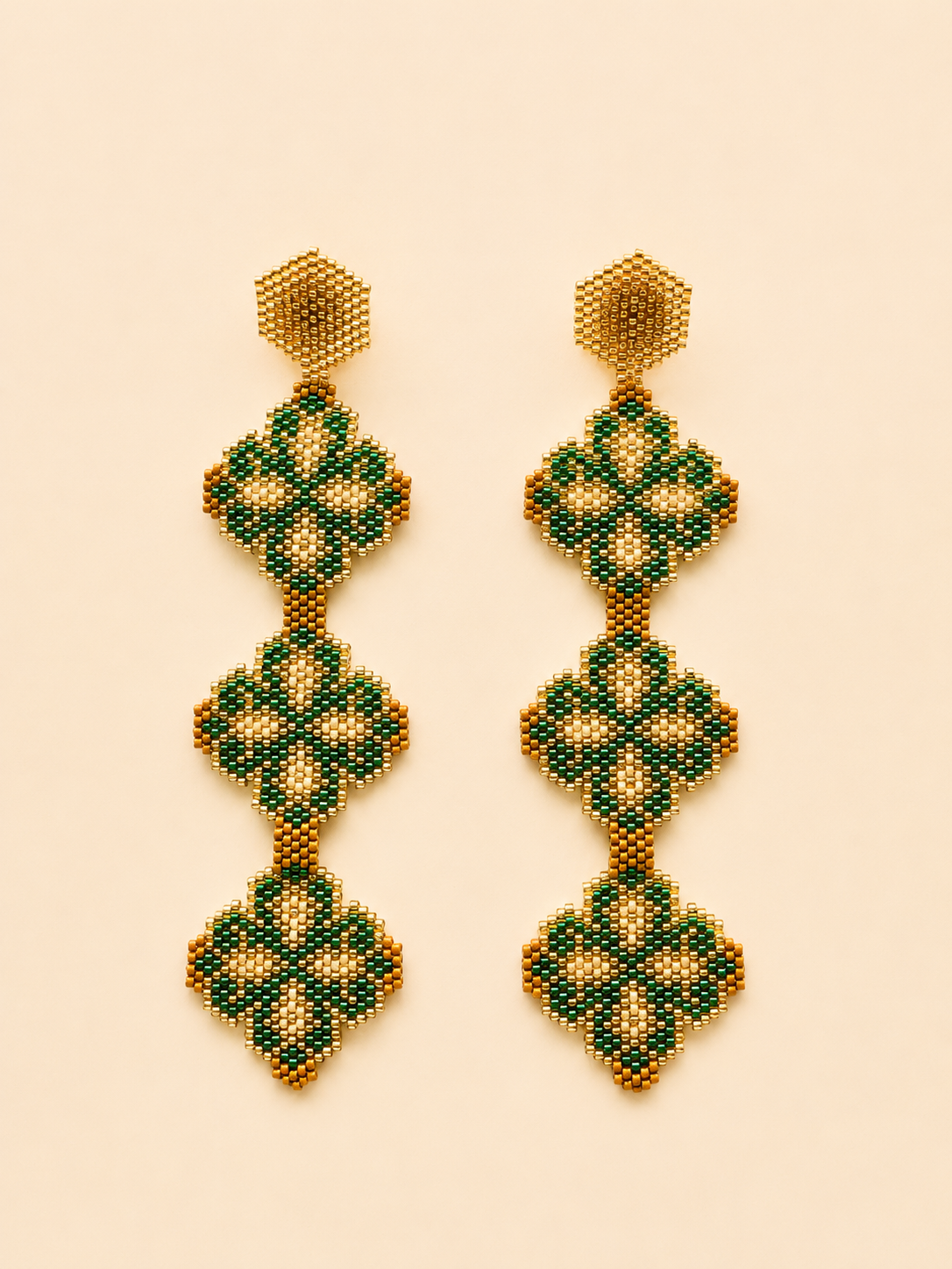 ARETES  ILUMINA