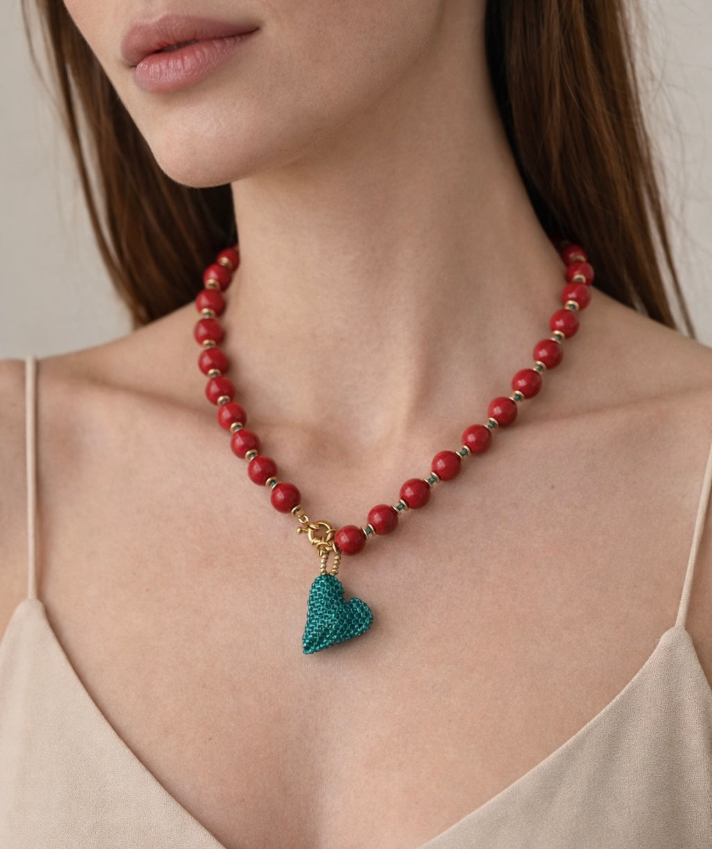 COLLAR CORAZÓN VIBRATORIO