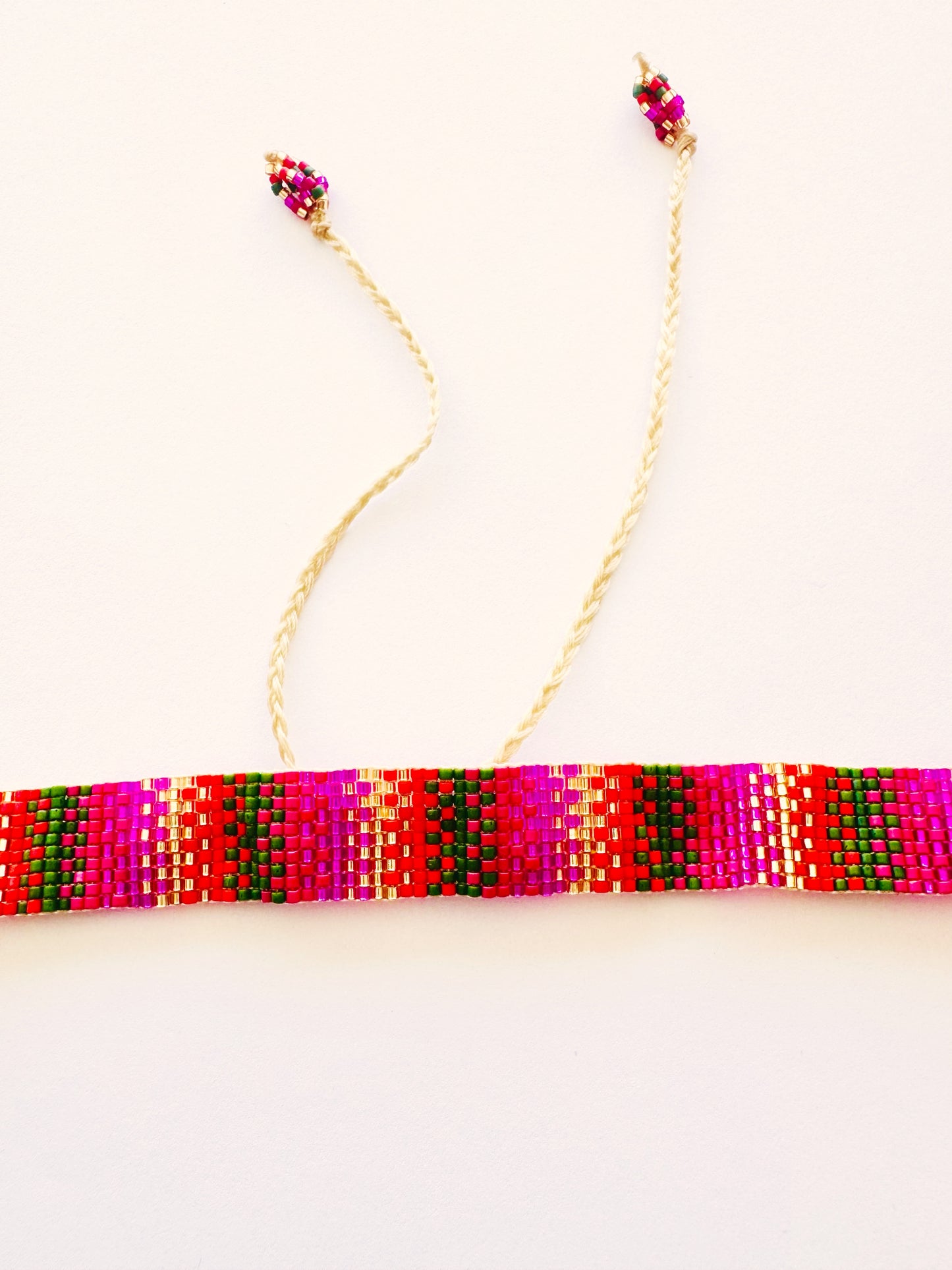 COLLAR SHOKER MAGENTA TRIBAL