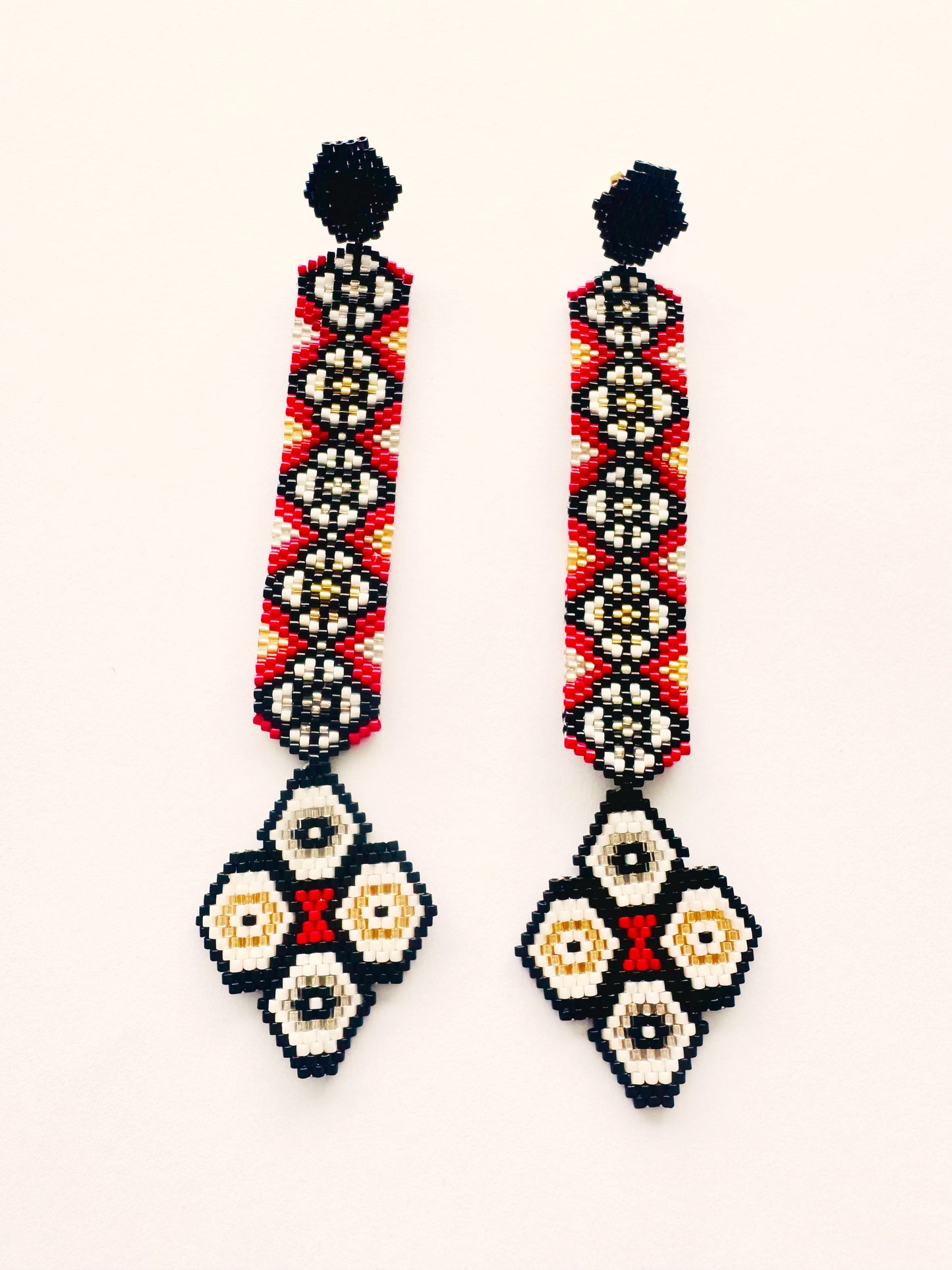 ARETA RAIZ TRIBAL