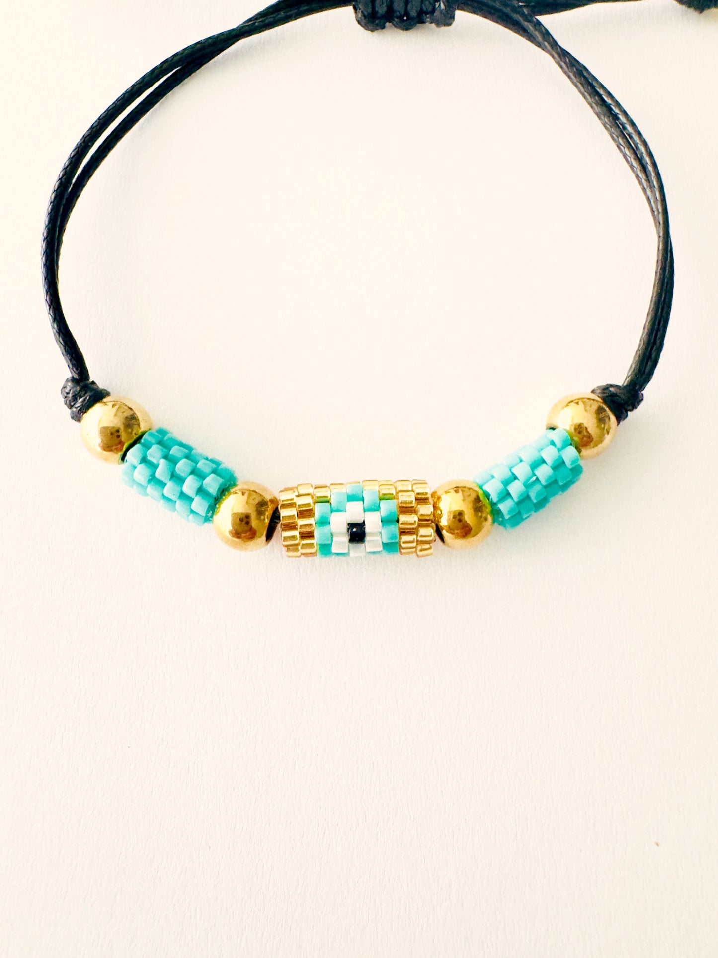 PULSERA TALISMAN BO