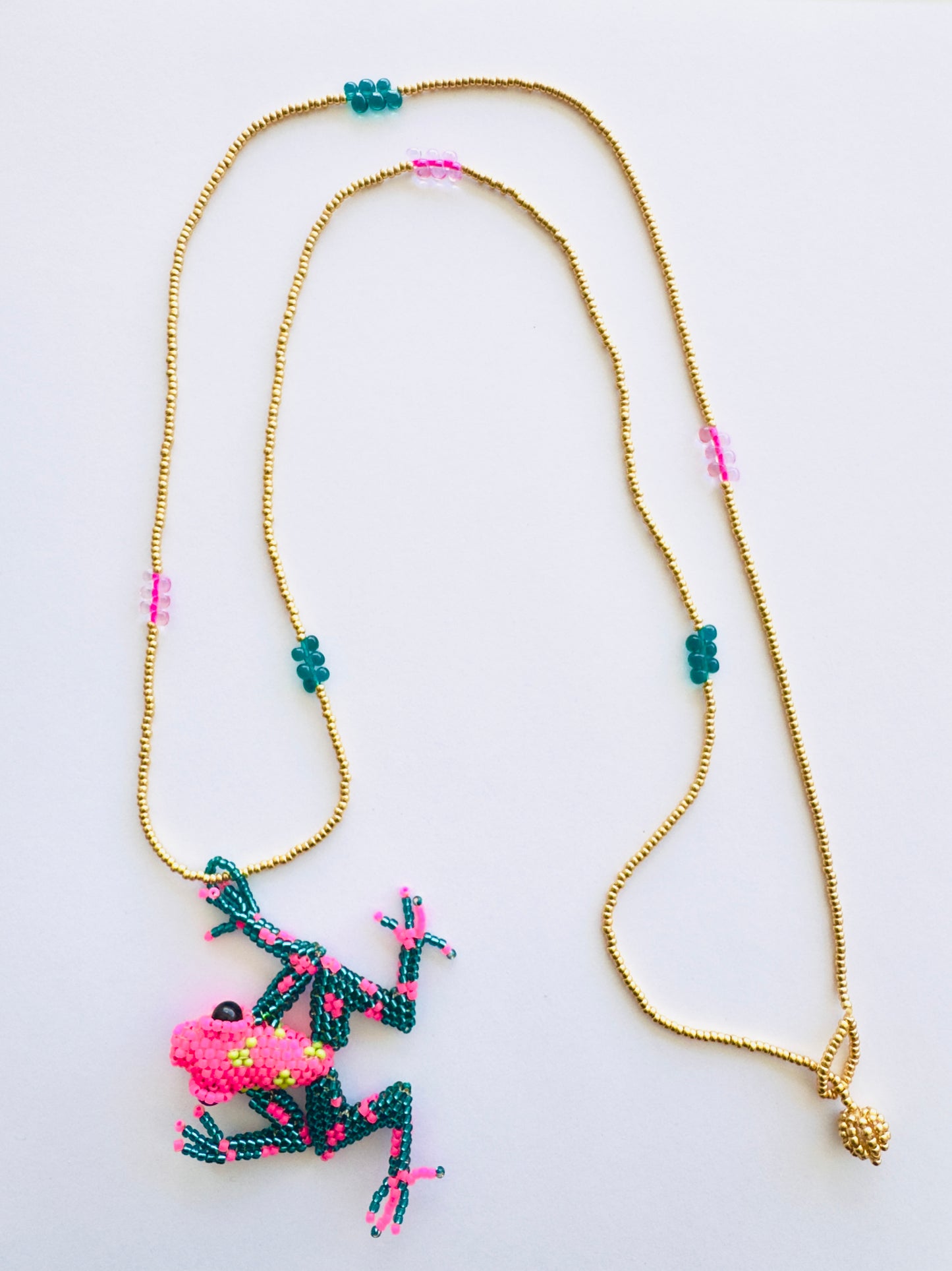 COLLAR SALTA RANA