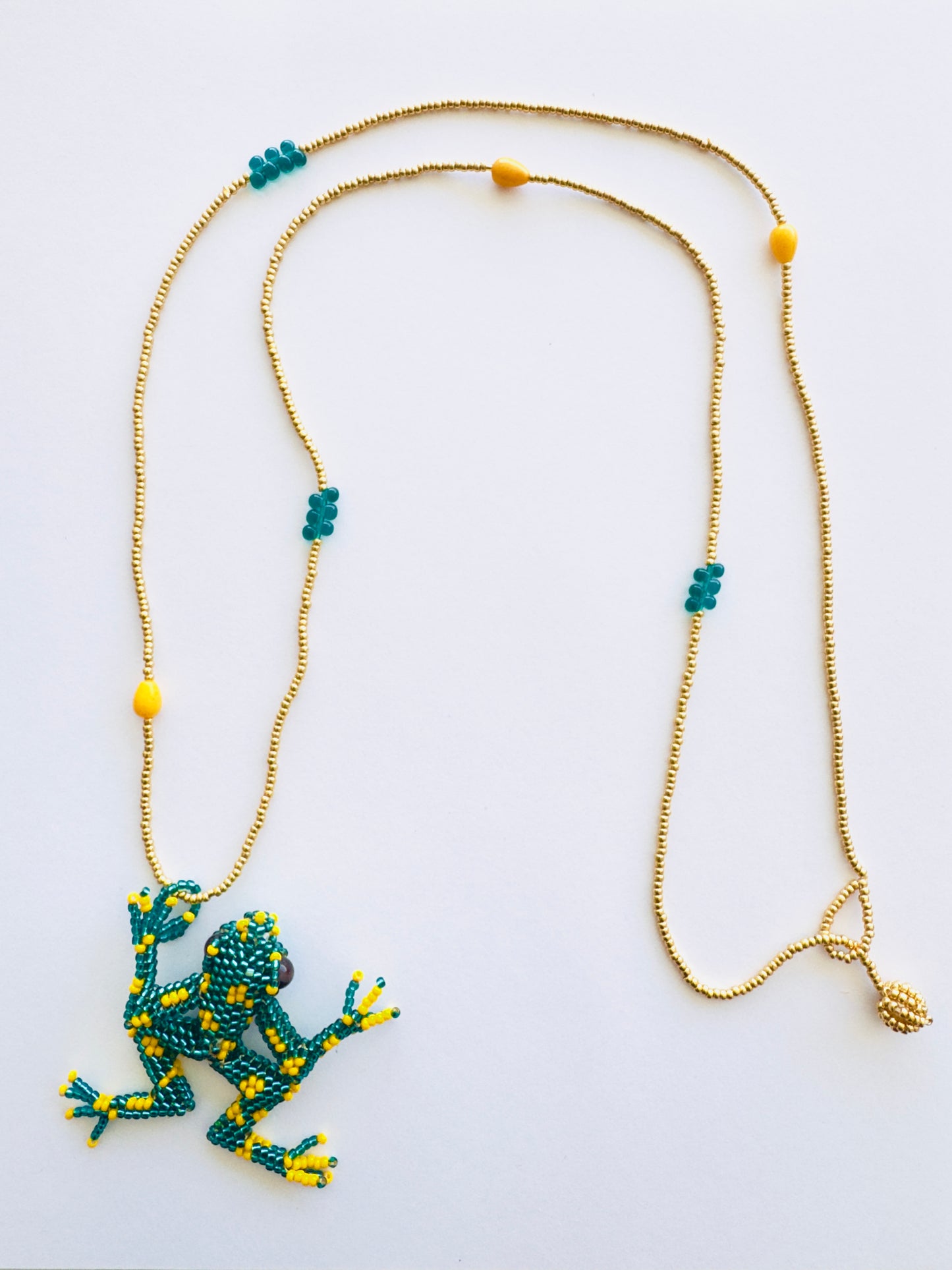 COLLAR SALTA RANA