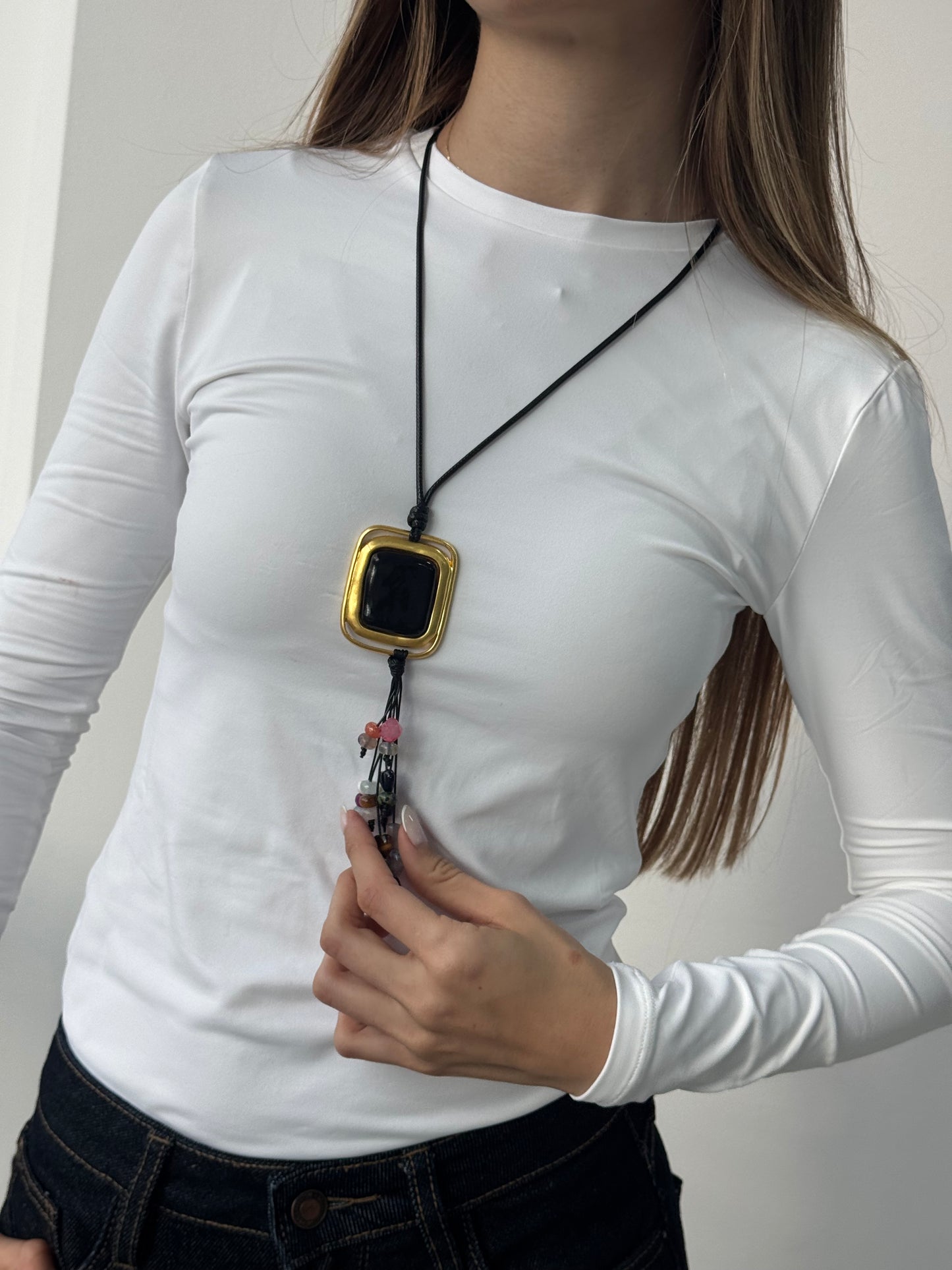 COLLAR NOIR