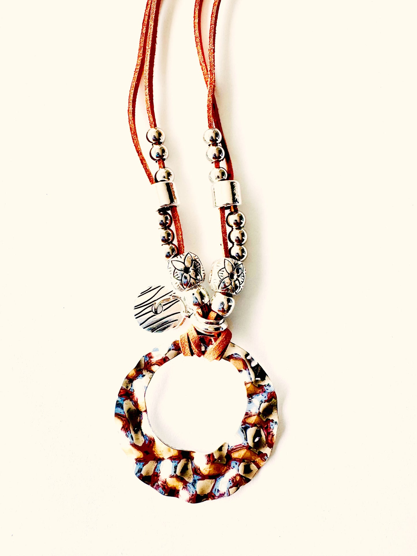 COLLAR AURA TIERRA